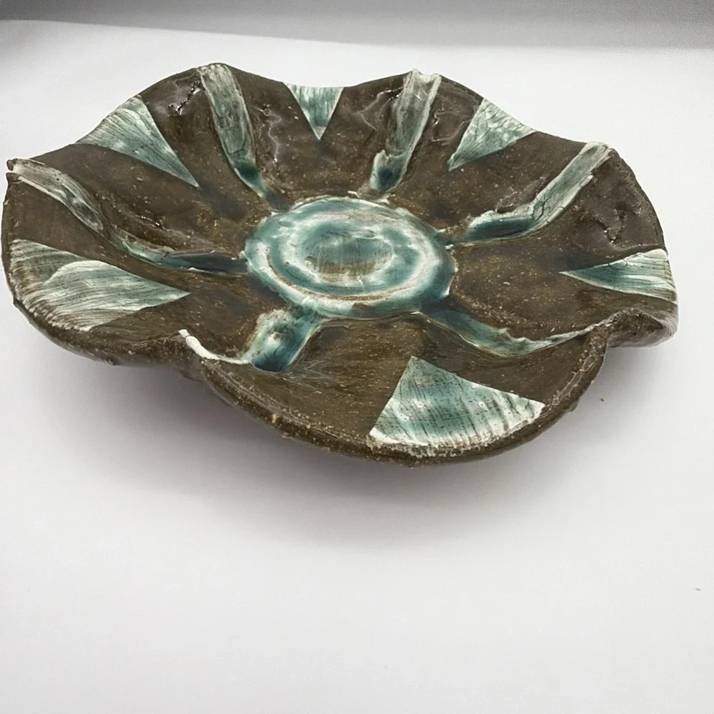 Vtg Signed LA Studio Pottery Dish Turquoise Brown Sunburst Scalloped Edge 6.5